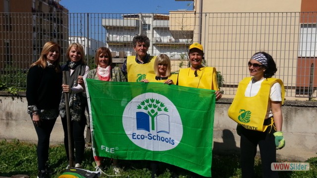 foto ecoschools di gruppo 23 aprile RIDOTTA foto ecoschools di gruppo 23 aprile RIDOTTA